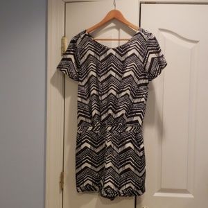 J.Crew Blue & White Patterened Romper Size 2